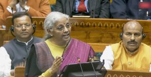 सावधान! क्या आपकी हर बात सुन रहा है आपका फोन? सामने आया चौंकाने वाला सच!