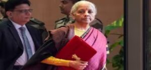 निर्मला सीतारमण की बजट साड़ी ने बटोरीं सुर्खियां, जानें इस ‘कांजीवरम’ की खास खूबी!
