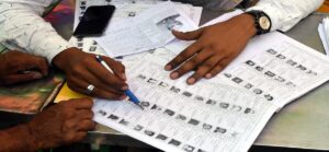 बंगाल में आज आधी रात को जारी होगी फाइनल वोटर लिस्ट! दोपहर से ऑनलाइन चेक कर सकेंगे नाम