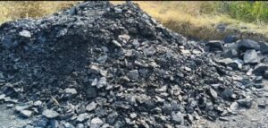कोयला तस्करी का काला खेल! नदी किनारे खोद डालीं ३ सुरंगें, ‘बाइकर्स गैंग’ के जरिए ईंट-भट्टों में खप रहा माल