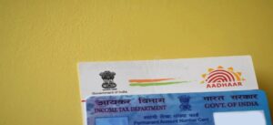 सावधान! पैन और आधार में नाम अलग है? बंद हो सकता है आपका पैन कार्ड, सरकार की सख्त चेतावनी