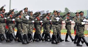 सीआरपीएफ में ९०००+ बंपर भर्तियां! १०वीं पास युवाओं के लिए केंद्र सरकार में नौकरी का शानदार मौका