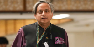 केरल में शशि थरूर के काफिले पर हमला! सुरक्षाकर्मी को बेरहमी से पीटा, मलप्पुरम में मचा हड़कंप