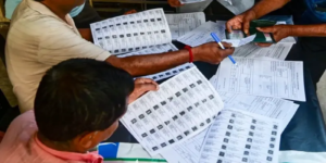 मुर्शिदाबाद में सबसे बड़ी स्ट्राइक, झाड़ग्राम में सबसे कम असर! आयोग ने जारी की डिलीटेड वोटरों की लिस्ट